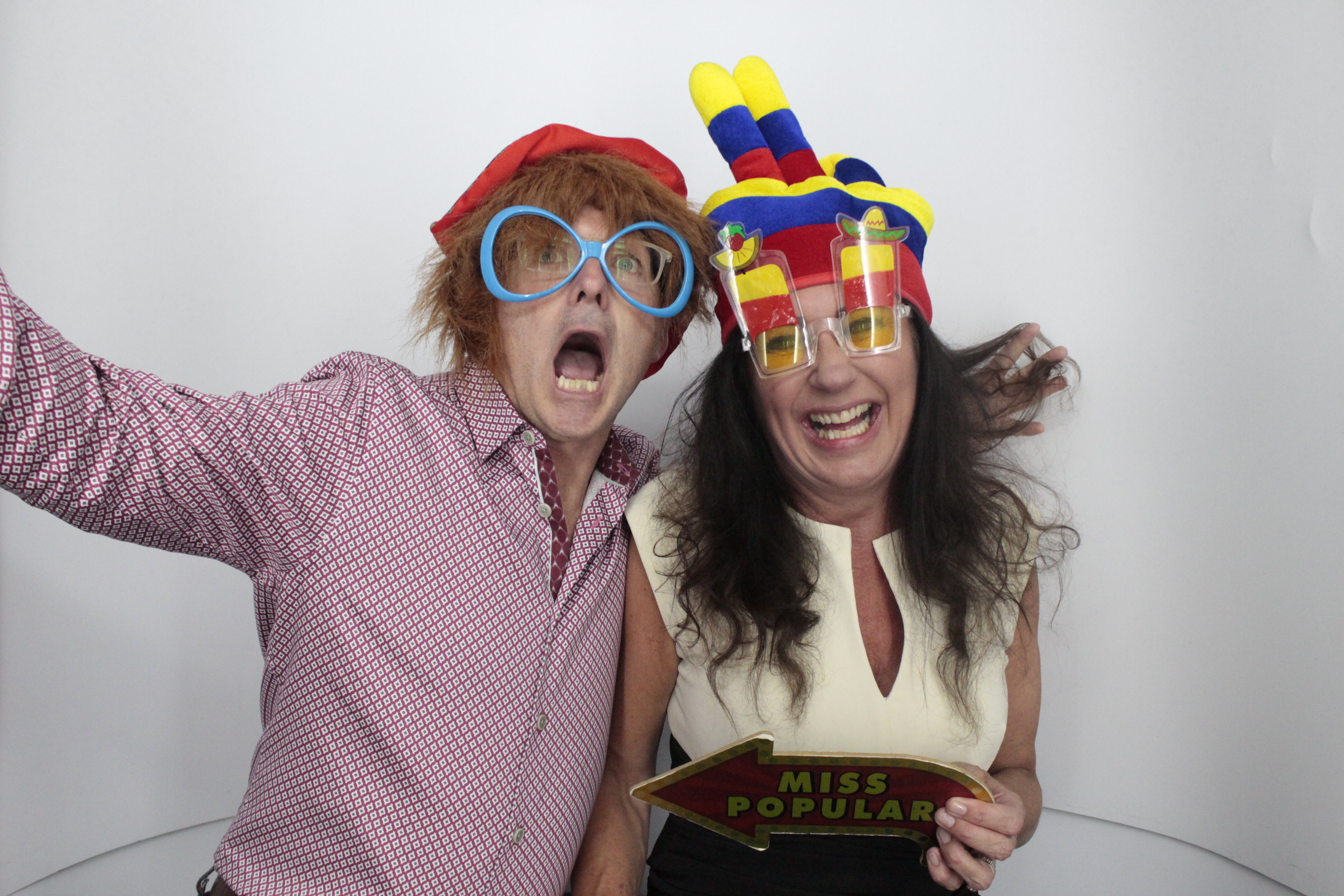 Helen & Rob | View more photos from the event at gallery.myphotoboothexperience.co.uk/u/MyPhotoBoothExperienceLtd/Helen-Rob